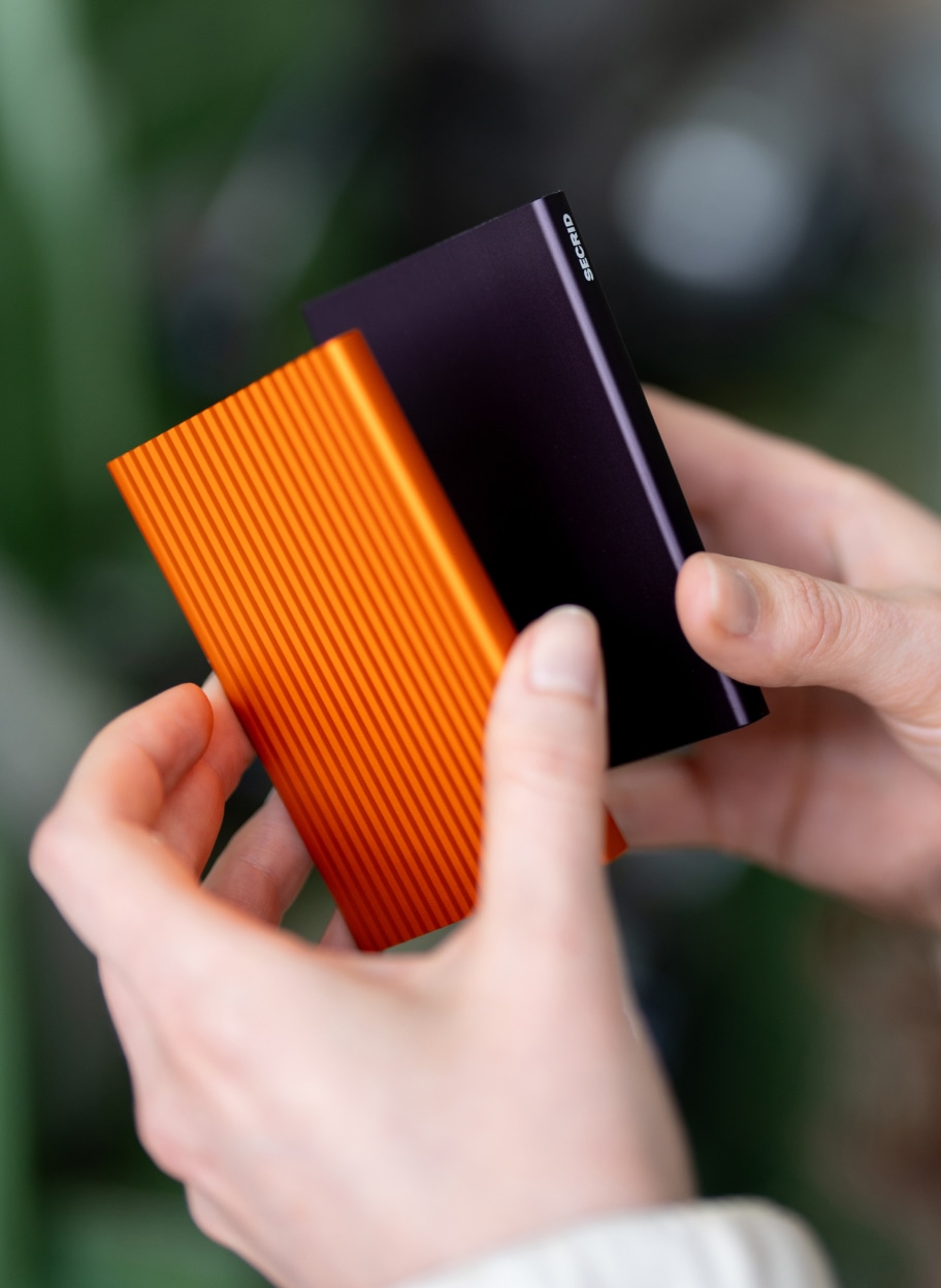 premium collection secrid wallets 2025.2 header title